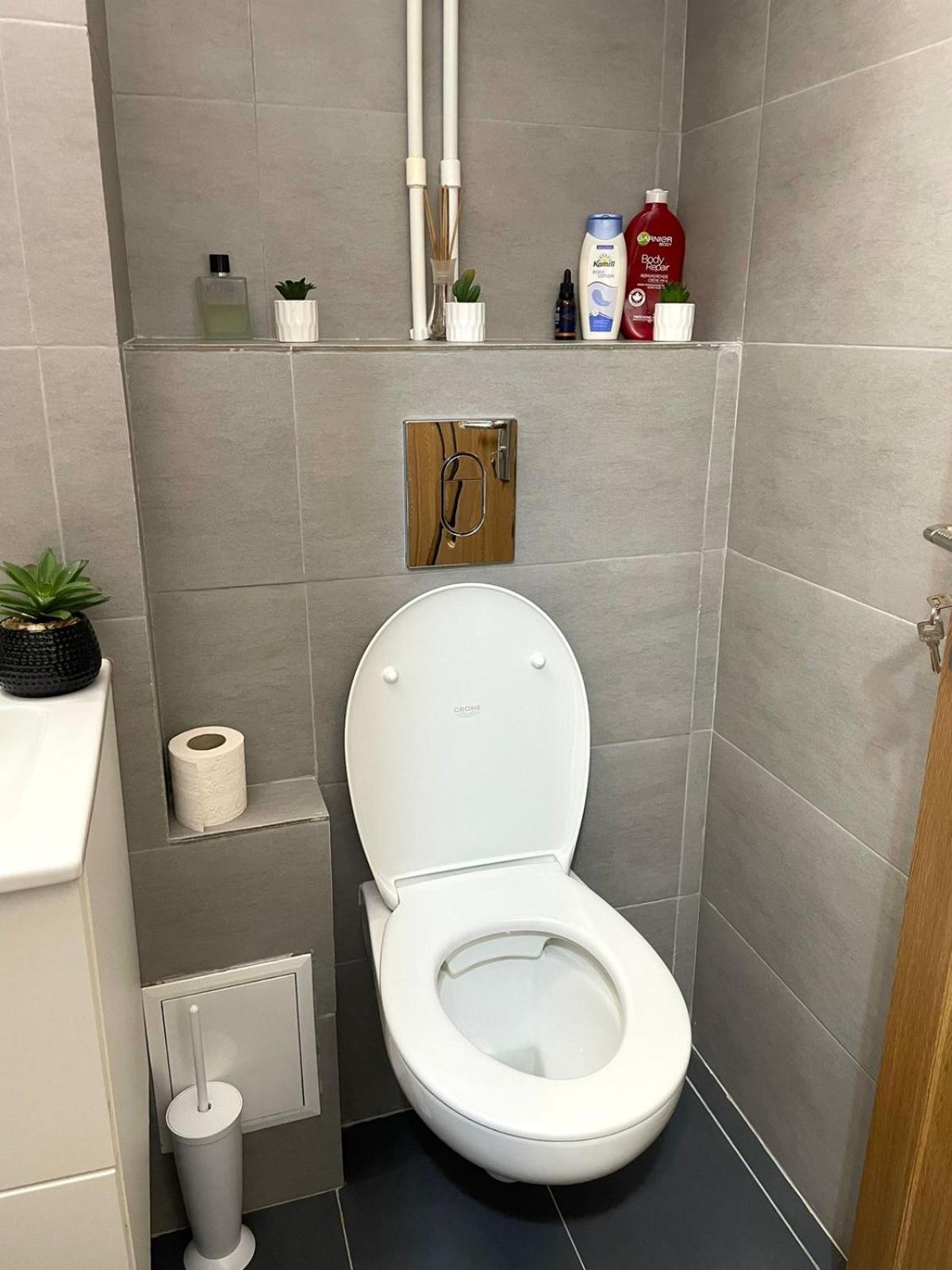 Apartament Inu Оршова Экстерьер фото