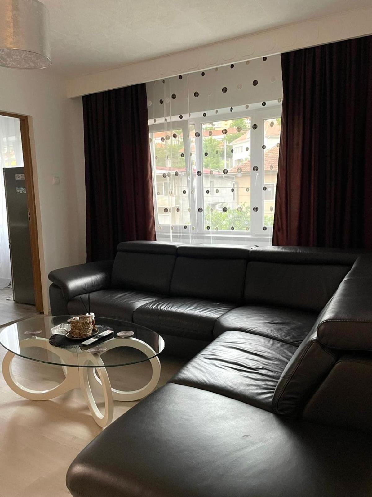 Apartament Inu Оршова Экстерьер фото
